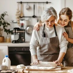 Lucia Elegance Küchenmaschine Mixer Fleischwolf 2000W BPA-frei -Einrichtungsgeschäft 10035639 yy 0002 logo