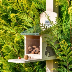 Futterhaus Für Eichhörnchen Metalldach Kiefernholz Unbehandelt -Einrichtungsgeschäft 10038023 yy 0006 logo